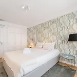Guestready - Geometric Dawn In Do Conde Appartamento