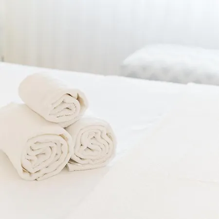 Guestready - Geometric Dawn In Do Conde