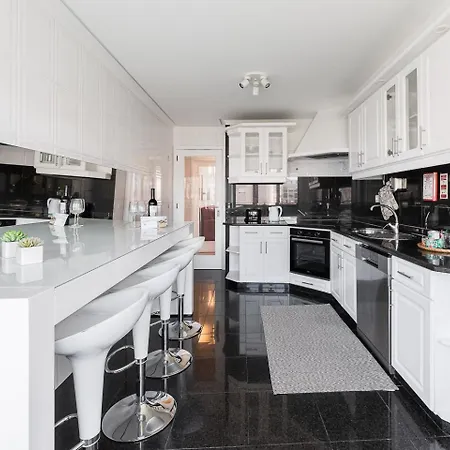 Guestready - Geometric Dawn In Do Conde *