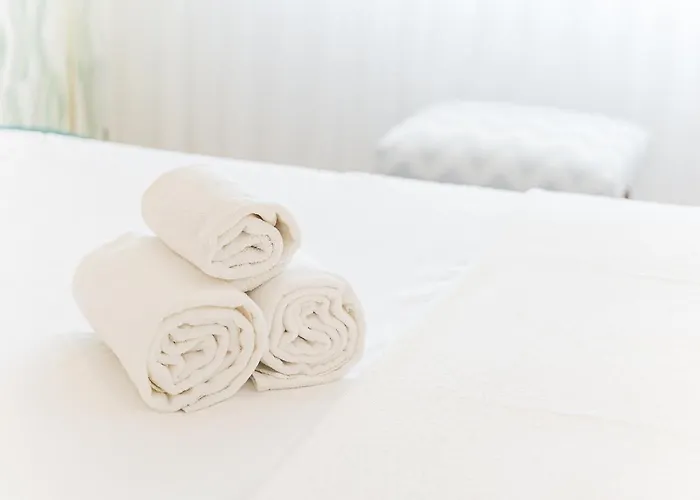 Guestready - Geometric Dawn In Do Conde